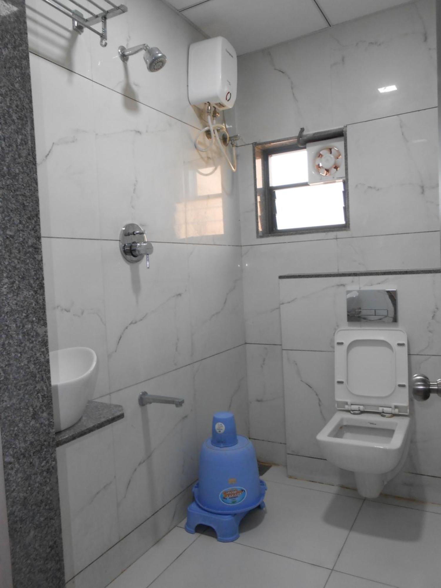 Hotel Crossview Palanpur Exterior photo